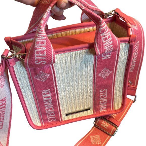 Steven Madden Pink & White Woven Crossbody Bag With Adj Strap & Interior Pockets - Picture 4 of 15